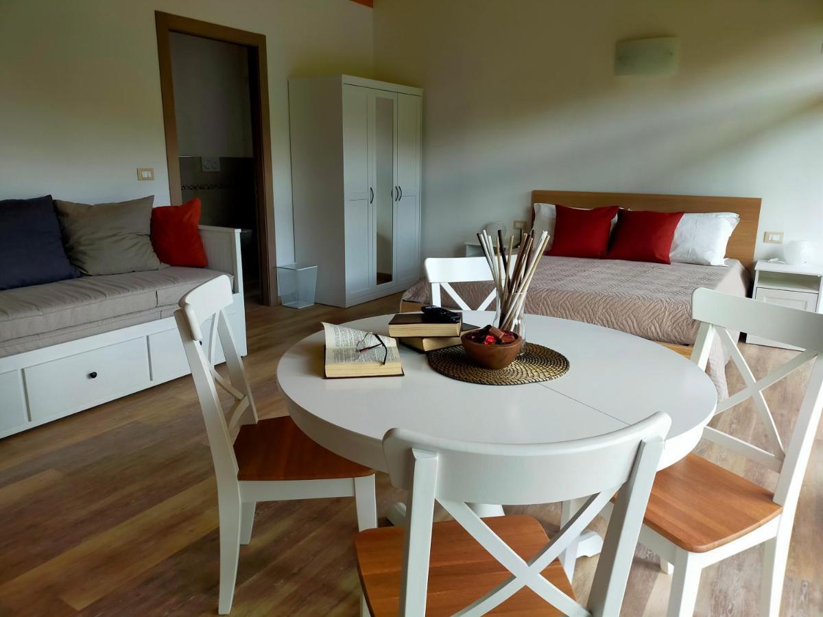 Cascina Ghitin Relais Landhaus *